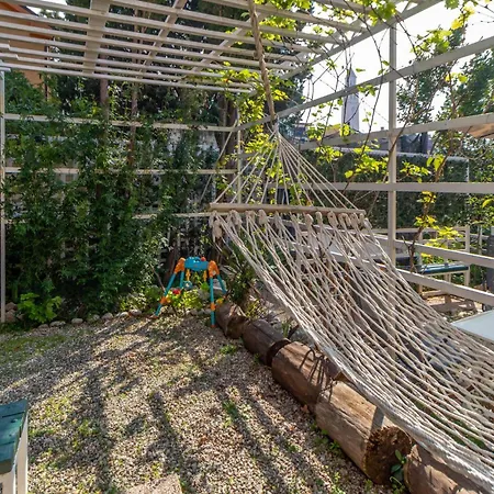 2 Bedroom Cozy In *