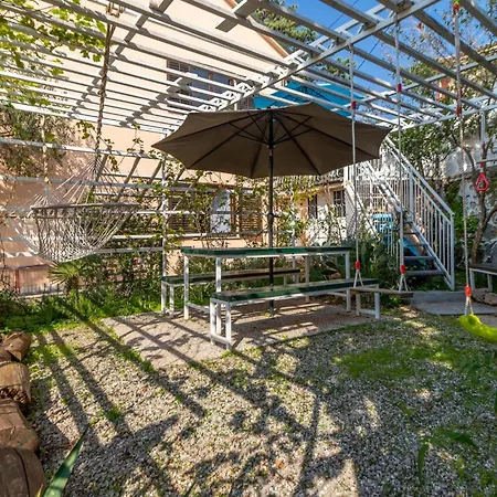 Lejlighed 2 Bedroom Cozy In